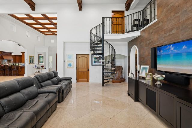 6600 SW 111th Street, Pinecrest, FL 33156