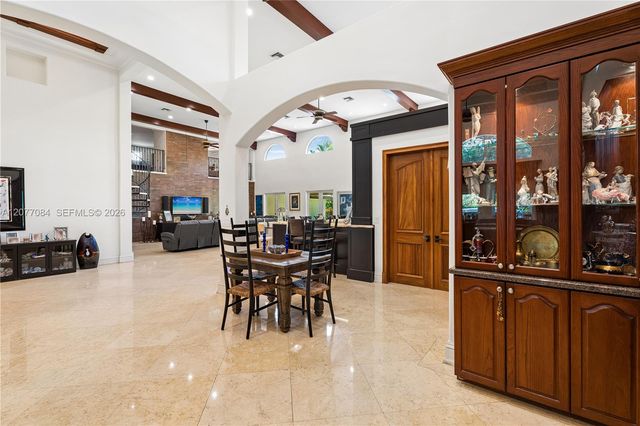 6600 SW 111th Street, Pinecrest, FL 33156