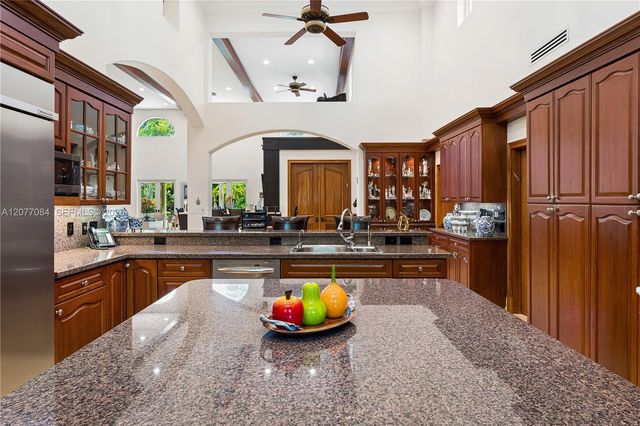 6600 SW 111th Street, Pinecrest, FL 33156