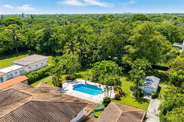 6600 SW 111th Street, Pinecrest, FL 33156