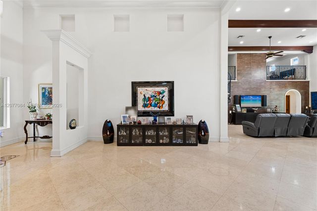 6600 SW 111th Street, Pinecrest, FL 33156