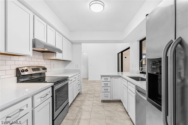 2220 SE 8th TER, Cape Coral, FL 33990