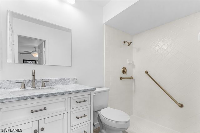 2220 SE 8th TER, Cape Coral, FL 33990