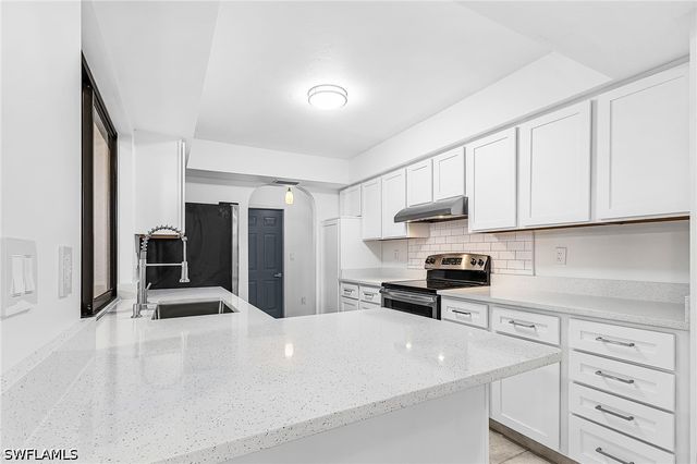 2220 SE 8th TER, Cape Coral, FL 33990