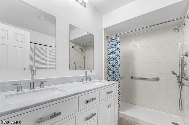 2220 SE 8th TER, Cape Coral, FL 33990