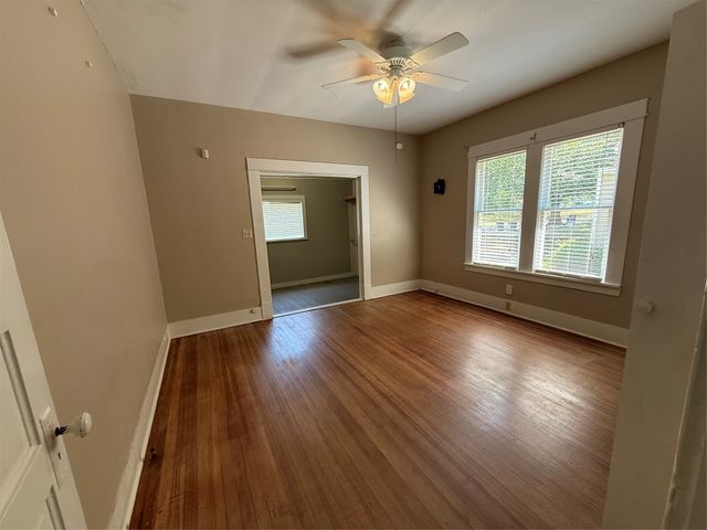 935 Elmwood Street, Shreveport, LA 71104