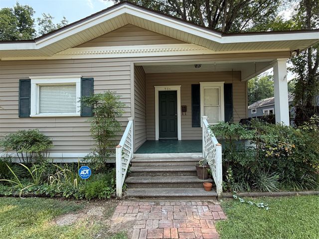 935 Elmwood Street, Shreveport, LA 71104
