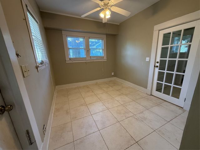 935 Elmwood Street, Shreveport, LA 71104