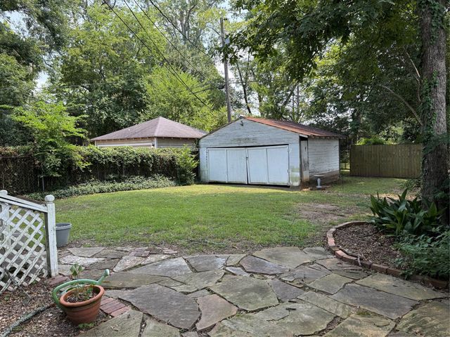 935 Elmwood Street, Shreveport, LA 71104