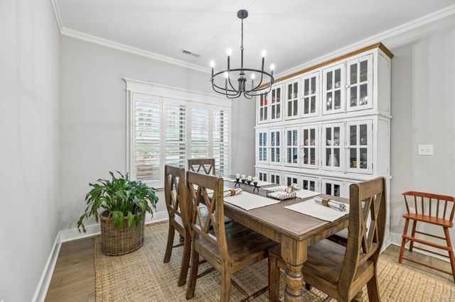 715 Walden View Road, Signal Mountain, TN 37377