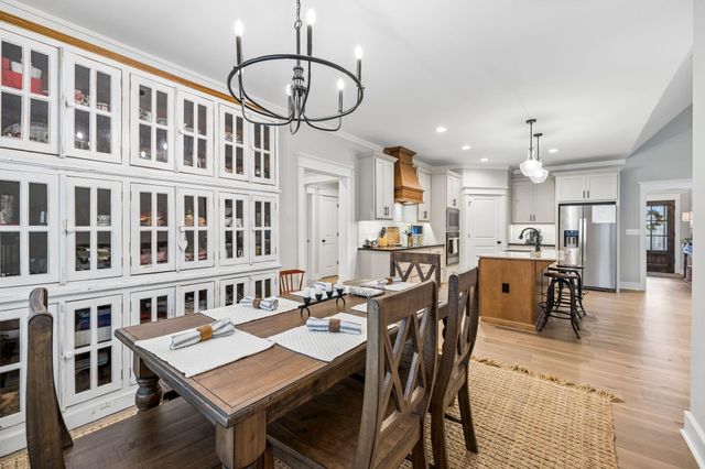 715 Walden View Road, Signal Mountain, TN 37377