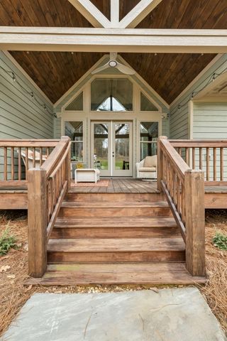 715 Walden View Road, Signal Mountain, TN 37377