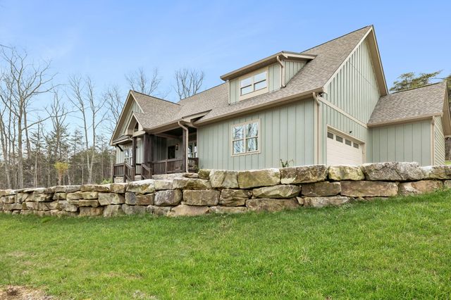 715 Walden View Road, Signal Mountain, TN 37377