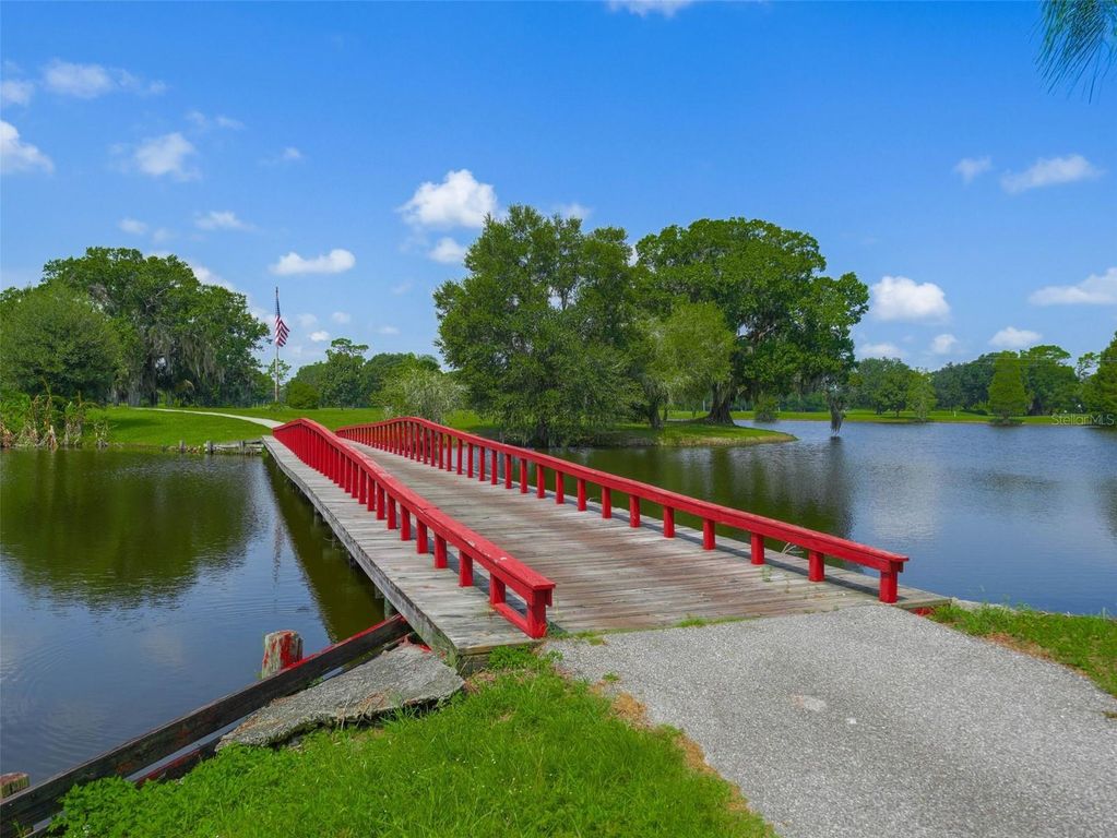 Image 24 of property listing at 6 HIBISCUS DRIVE, Indian Lake Estates, FL 33855