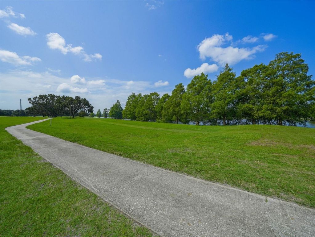 Image 25 of property listing at 6 HIBISCUS DRIVE, Indian Lake Estates, FL 33855