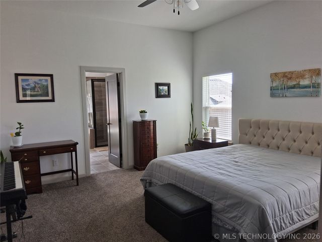 2057 E 130th Street S, Jenks, OK 74037