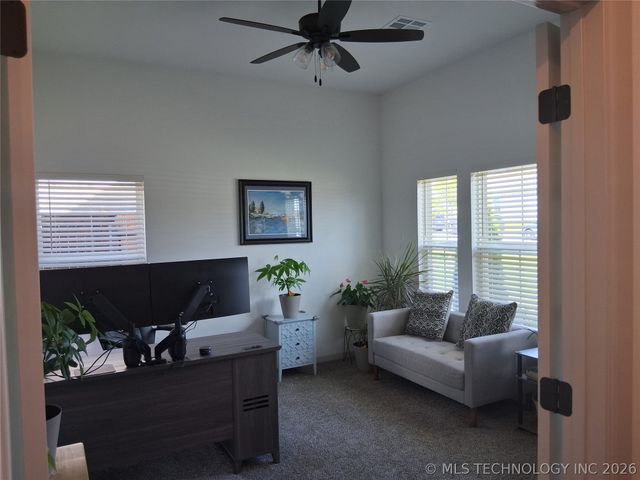 2057 E 130th Street S, Jenks, OK 74037