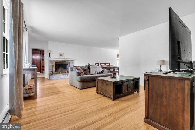 456 HAMILTON BLVD, Morrisville, PA 19067