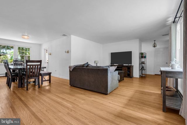 456 HAMILTON BLVD, Morrisville, PA 19067