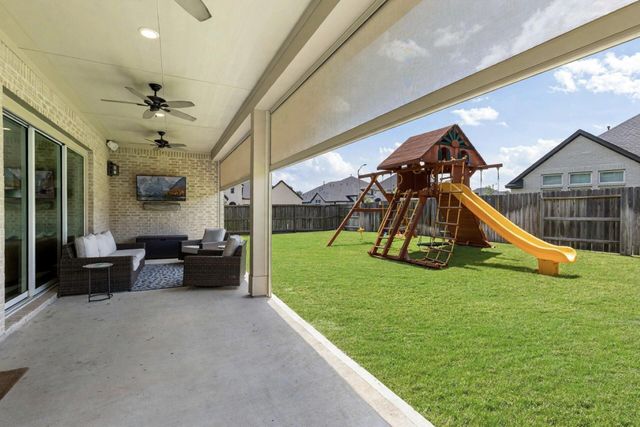 25003 Stela Falls Lane, Tomball, TX 77375