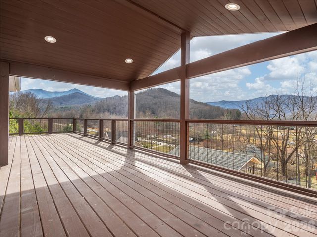 22 Honey Locust Lane, Candler, NC 28715