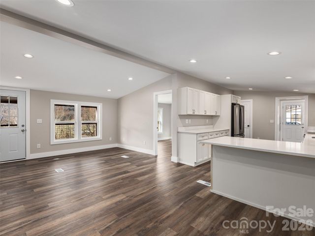 22 Honey Locust Lane, Candler, NC 28715