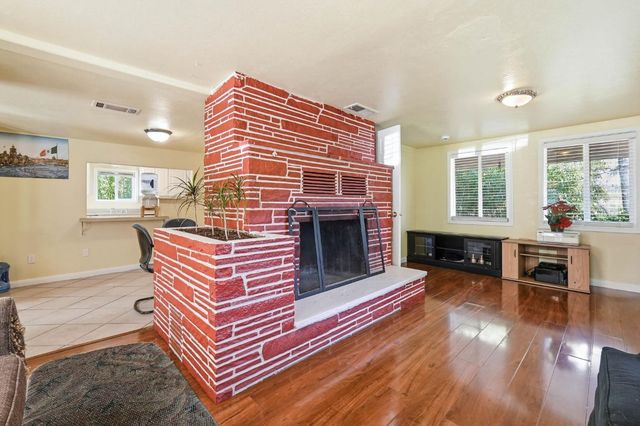 159 Harris St, Grass Valley, CA 95945