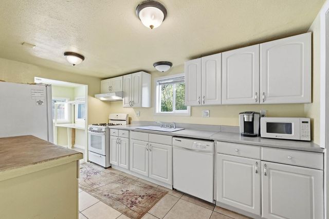 159 Harris St, Grass Valley, CA 95945
