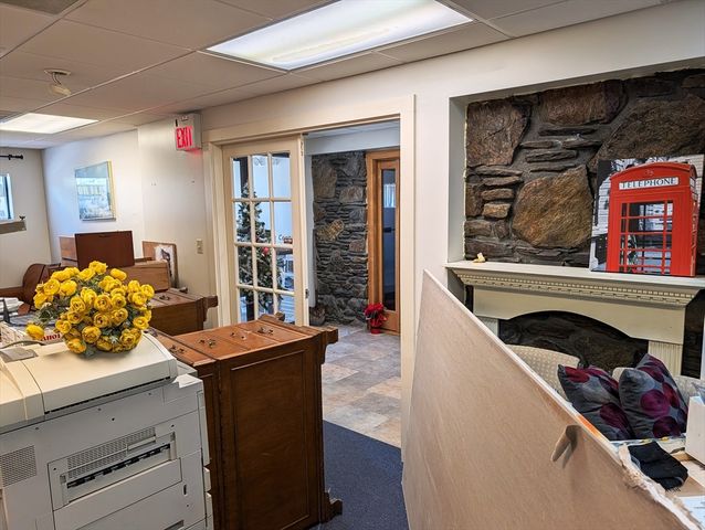 25 S Maple St, Manchester, NH 03103