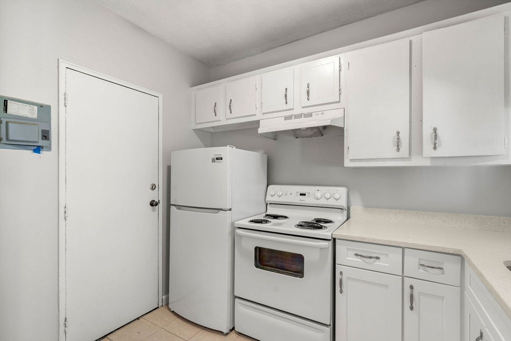 5 Beaver Park Rd 6, Framingham, MA 01702
