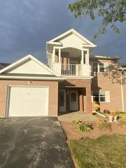 1807 RIDGEWAY DRIVE #35, De Pere, WI 54115