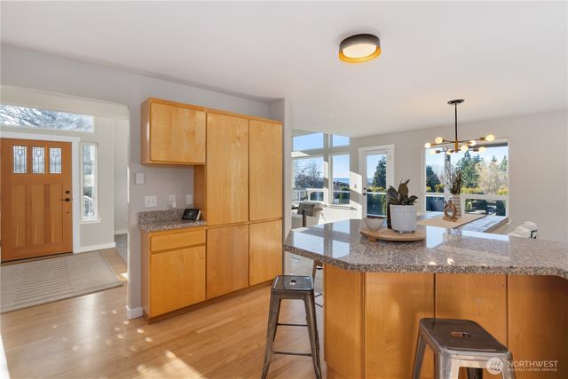 1033 W Mukilteo Boulevard, Everett, WA 98203