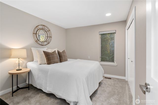 1033 W Mukilteo Boulevard, Everett, WA 98203