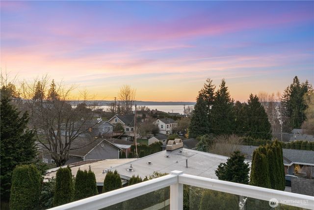 1033 W Mukilteo Boulevard, Everett, WA 98203