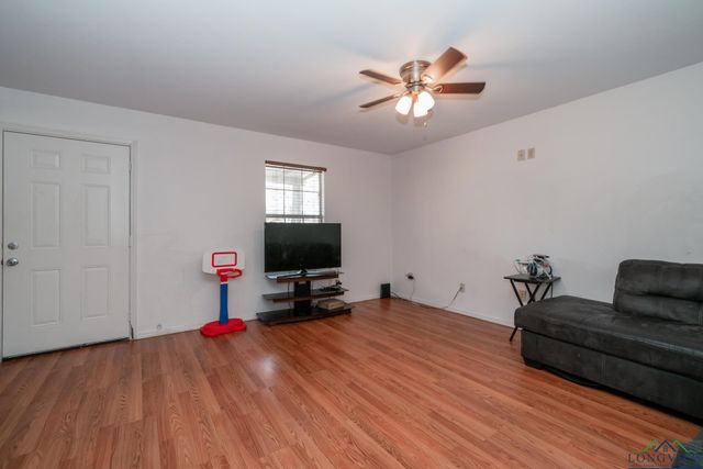 908 Camp Street, Kilgore, TX 75662