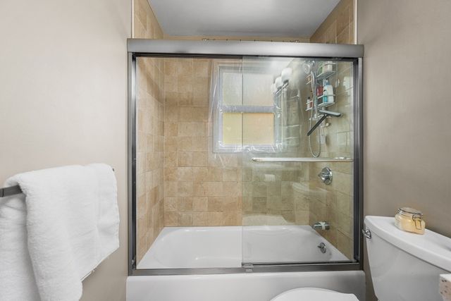 95 Baldwin Rd, Billerica, MA 01821