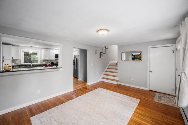 95 Baldwin Rd, Billerica, MA 01821