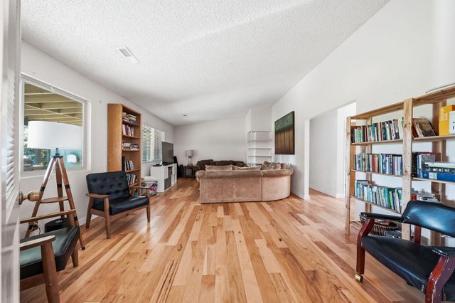 6725 Park Ridge Drive, Anderson, CA 96007