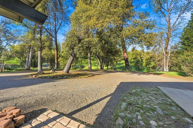 6725 Park Ridge Drive, Anderson, CA 96007