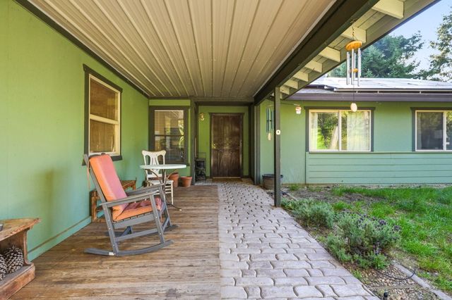 6725 Park Ridge Drive, Anderson, CA 96007