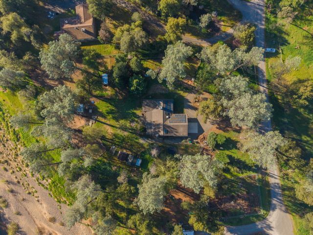 6725 Park Ridge Drive, Anderson, CA 96007