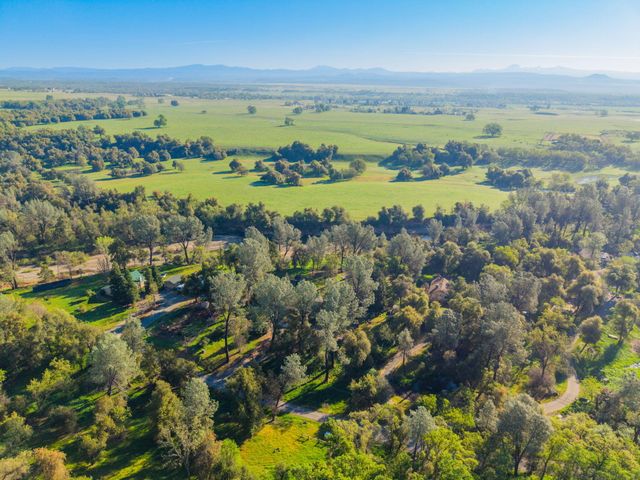 6725 Park Ridge Drive, Anderson, CA 96007