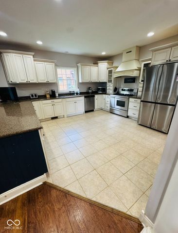 816 N Harrison, Rushville, IN 46173