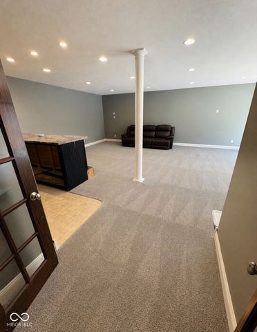 816 N Harrison, Rushville, IN 46173