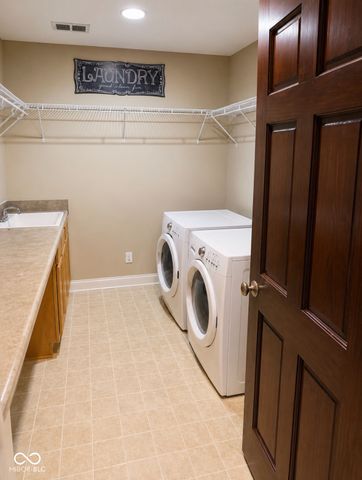 816 N Harrison, Rushville, IN 46173
