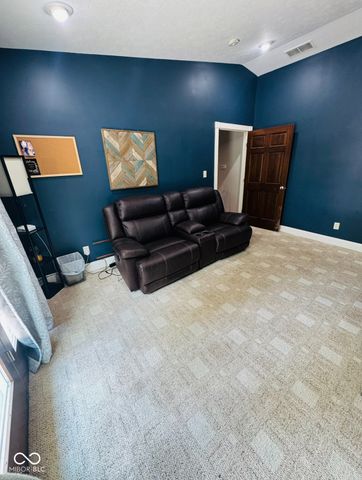 816 N Harrison, Rushville, IN 46173
