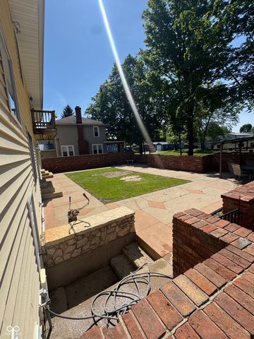 816 N Harrison, Rushville, IN 46173