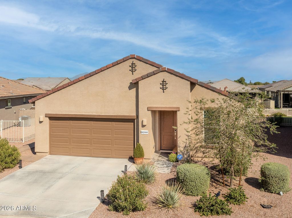 42160 W SUNFLOWER Road, Maricopa, AZ 85138 — exterior