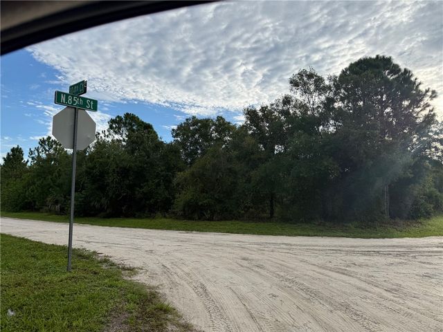 10440 N 85th Street, Vero Beach, FL 32967