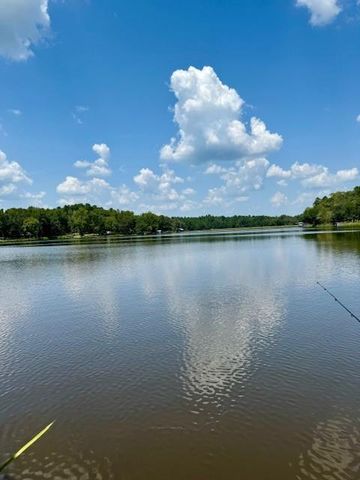 11 Caddo Drive, Elkhart, TX 75839